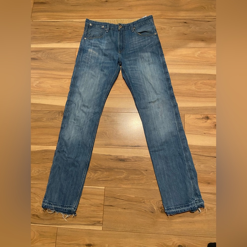 LEVIS 504s